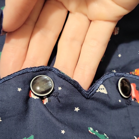 Scallop detail Christmas print cotton shirtdress - Picture 9 of 9